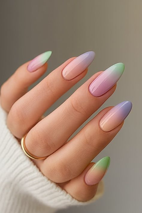 Abstract Art Nails