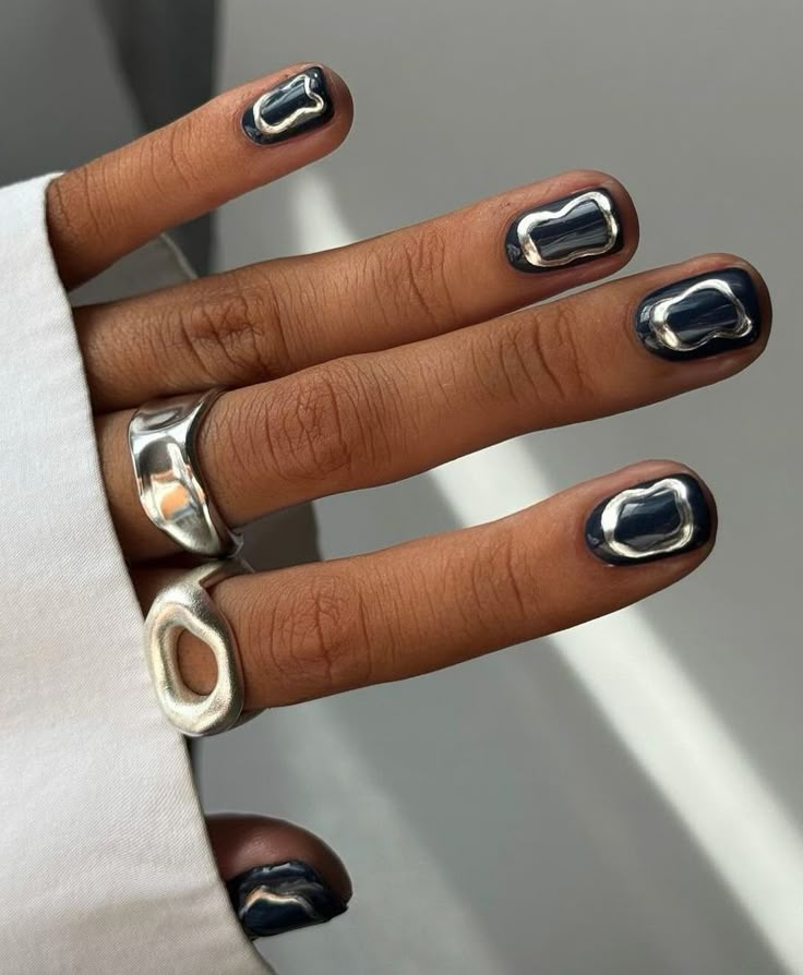 Silver Chrome Short Nails